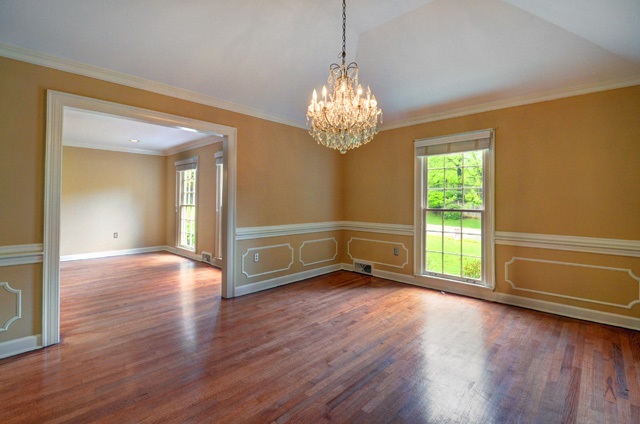 725 South Shady Grove Road Memphis, TN 38120 - Photo 8 of 25 Beautiful Natural Light and Views for the Best of Entertaining!