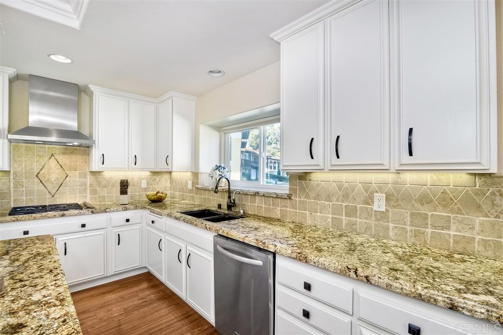 4013 Pala Mesa Oaks Drive Fallbrook, CA 92028 - Photo 10 of 25