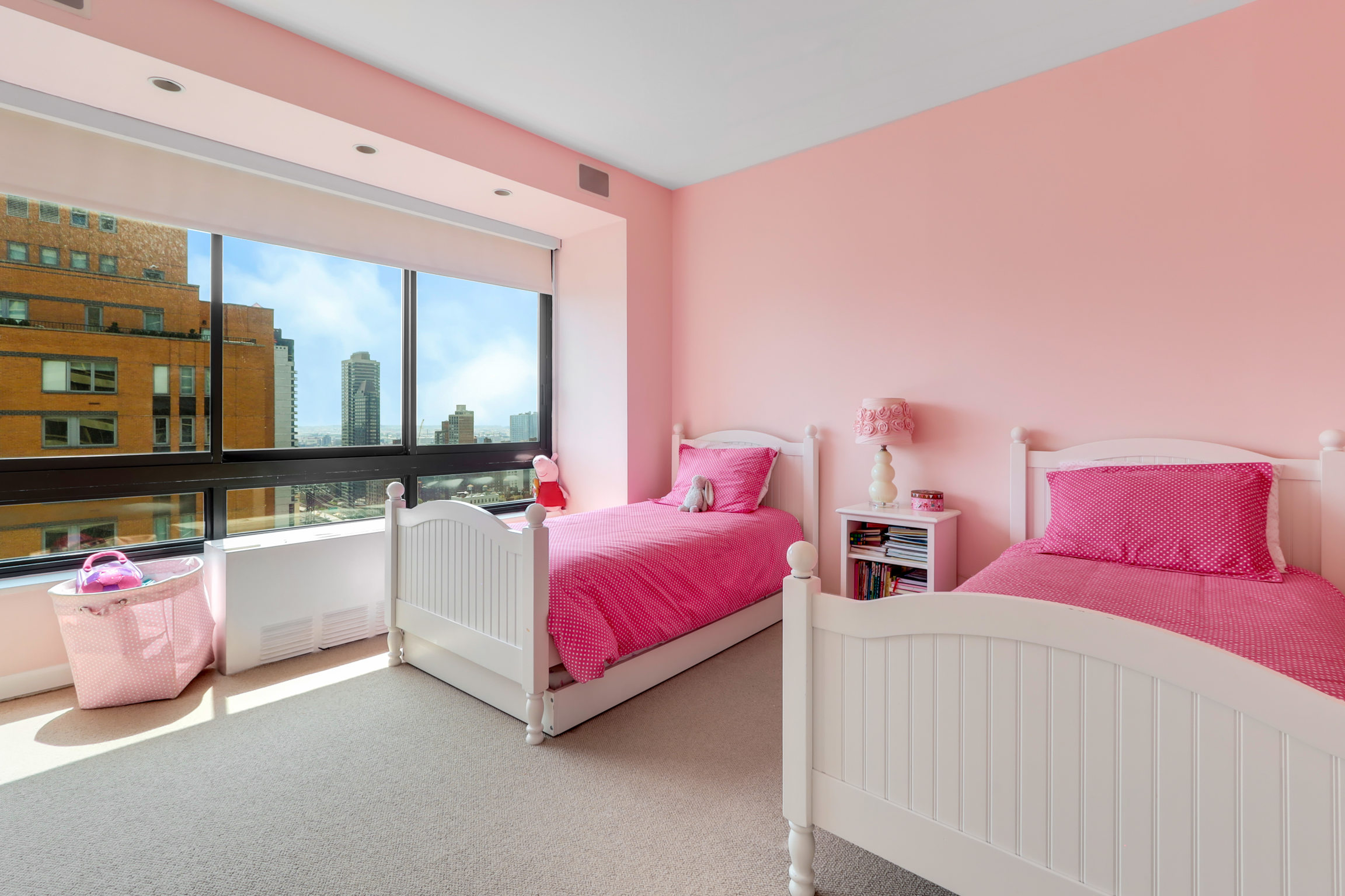 167 East 61st Street, Unit 30E Manhattan, NY 10065 - Photo 8 of 12