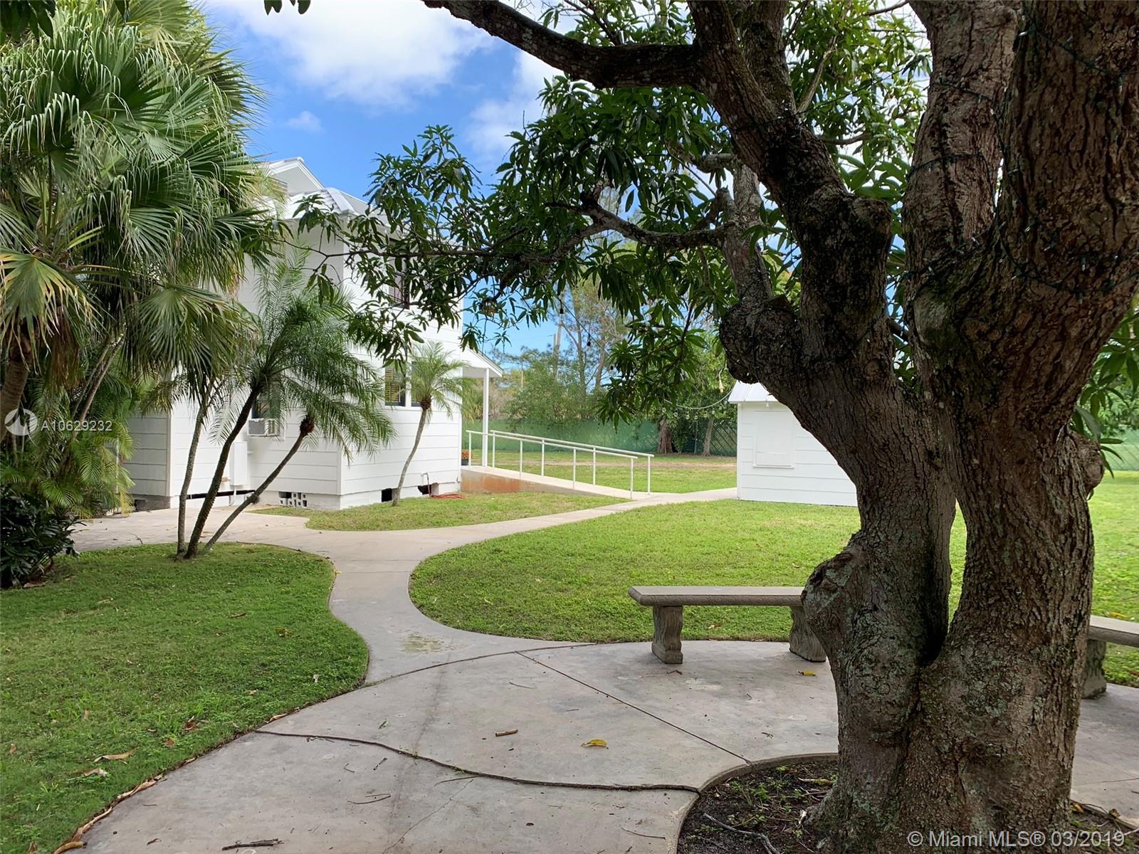 4518 County Line Road Tequesta, FL 33469 - Photo 3 of 23