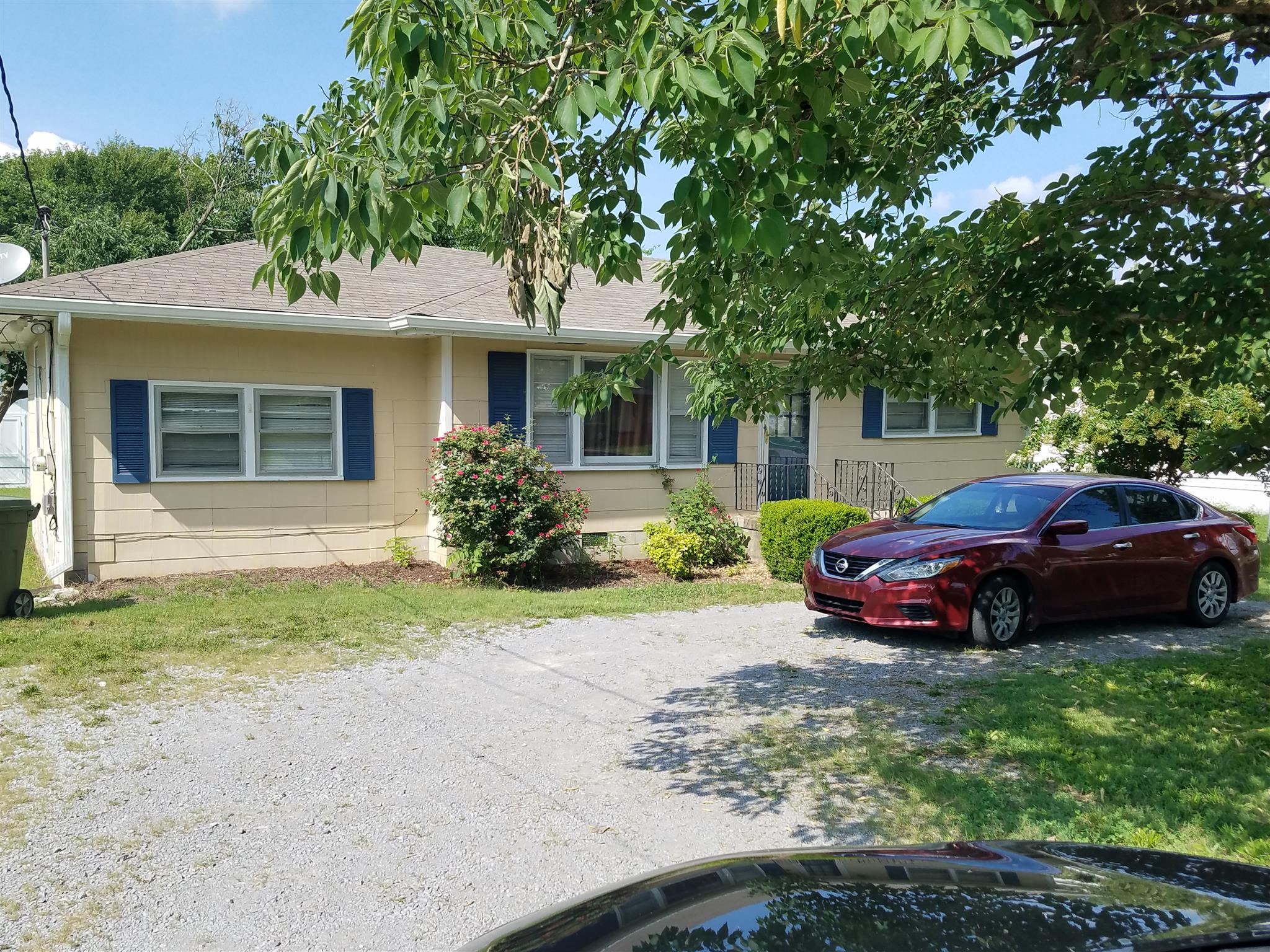 907 West Spring Street Lebanon, TN 37087 - Photo 1 of 13 Gallery Image 1