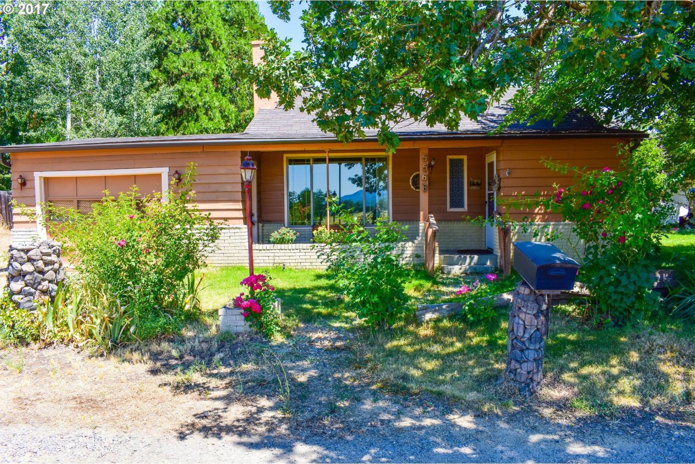5566 Gebhard Road Central Point, OR 97502 - Photo 2 of 24