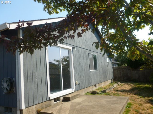 12000 Rees Street Northeast Donald, OR 97020 - Photo 9 of 12 Gallery Image 9