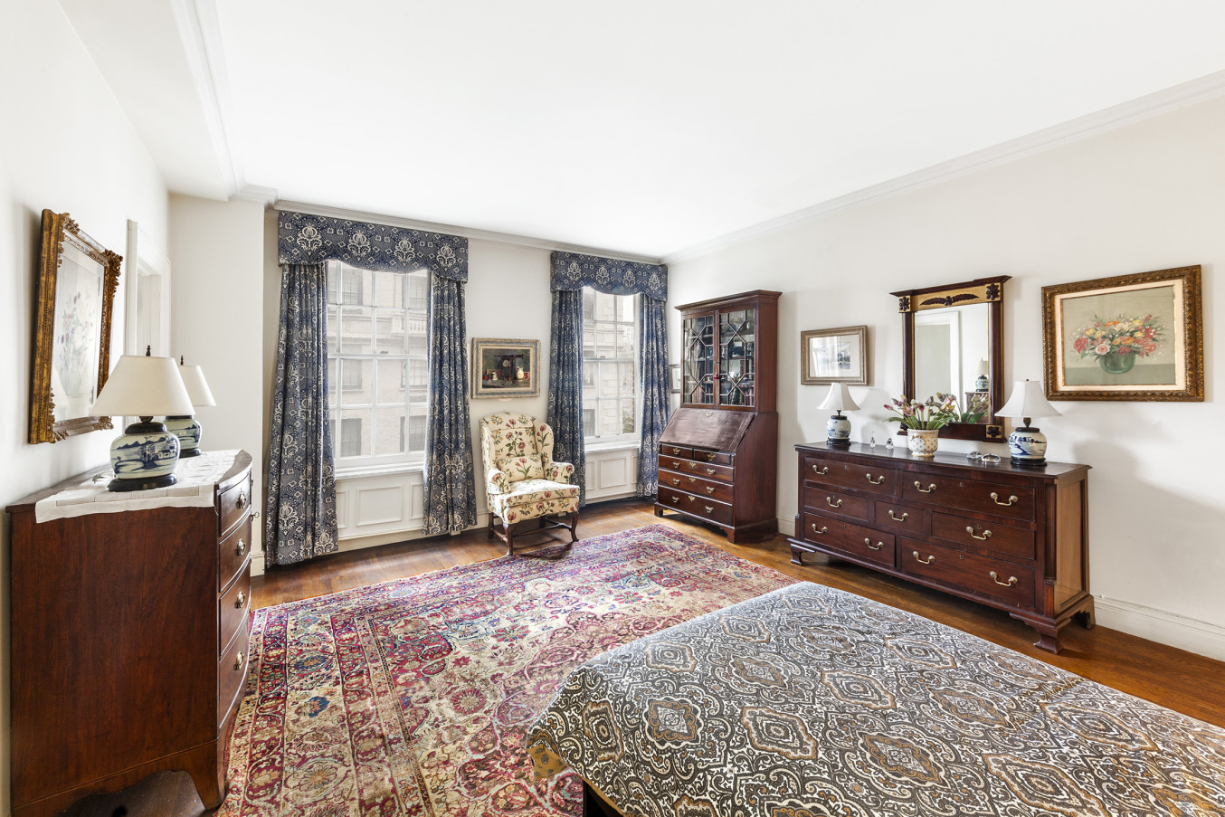 570 Park Avenue, Unit 6A Manhattan, NY 10065 - Photo 6 of 11