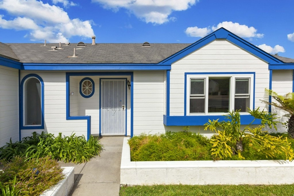 736 Hollowglen Road Oceanside, CA 92057 - Photo 10 of 20
