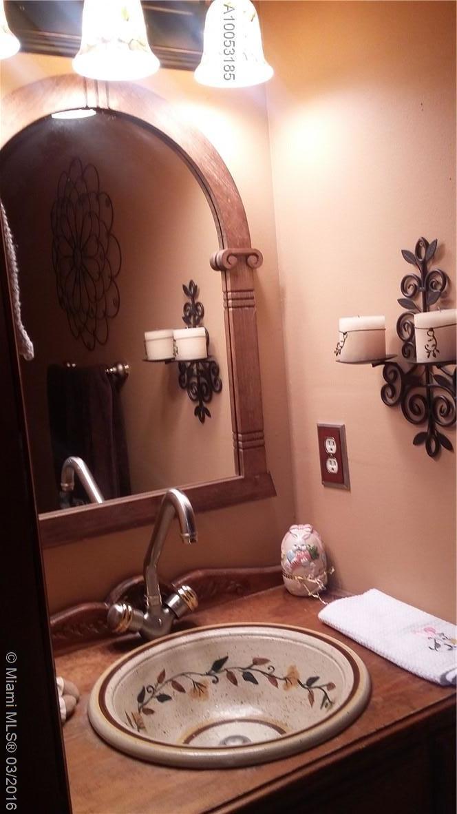 14260 Southwest 37th Street Miami, FL 33175 - Photo 12 of 13