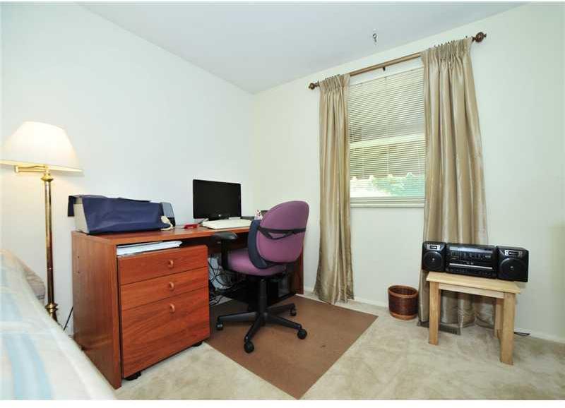 304 Ramsgate Drive Gibsonia, PA 15044 - Photo 13 of 25 Gallery Image 13