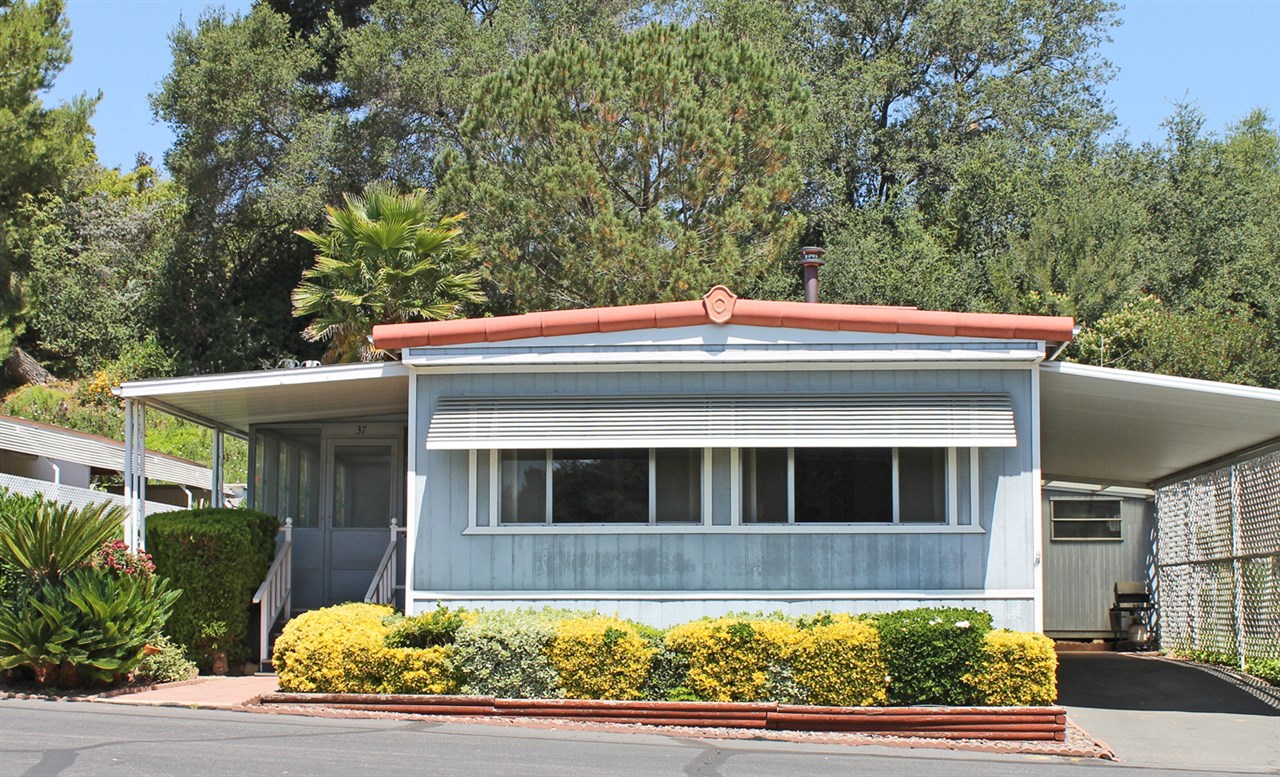 4747 Oak Crest Road, Unit 37 Fallbrook, CA 92028 - Photo 3 of 8 Gallery Image 3