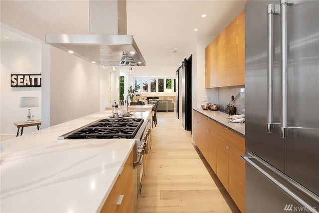 $2,785,000 | 2511 4th Avenue North, Seattle, WA 98109