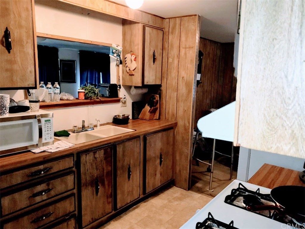 520 Black Bart Road Oroville, CA 95966 - Photo 5 of 19