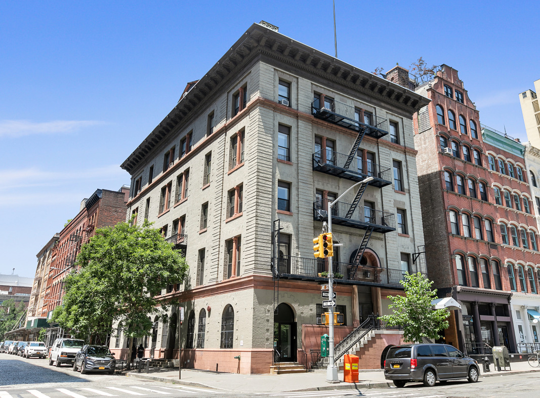 67 Hudson Street, Unit 4A Manhattan, NY 10013 - Photo 12 of 13