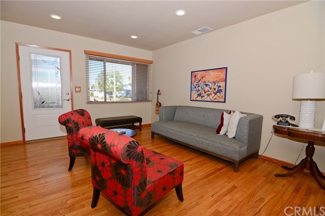 1326 Delay Avenue Glendora, CA 91740 - Photo 4 of 23