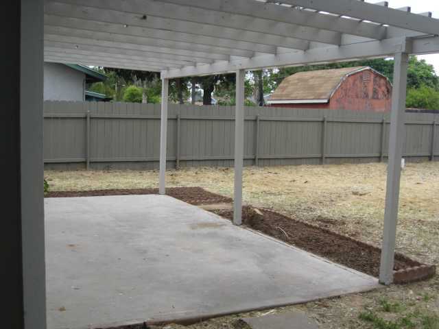 8705 Rhodes Court Santee, CA 92071 - Photo 11 of 13 Gallery Image 11