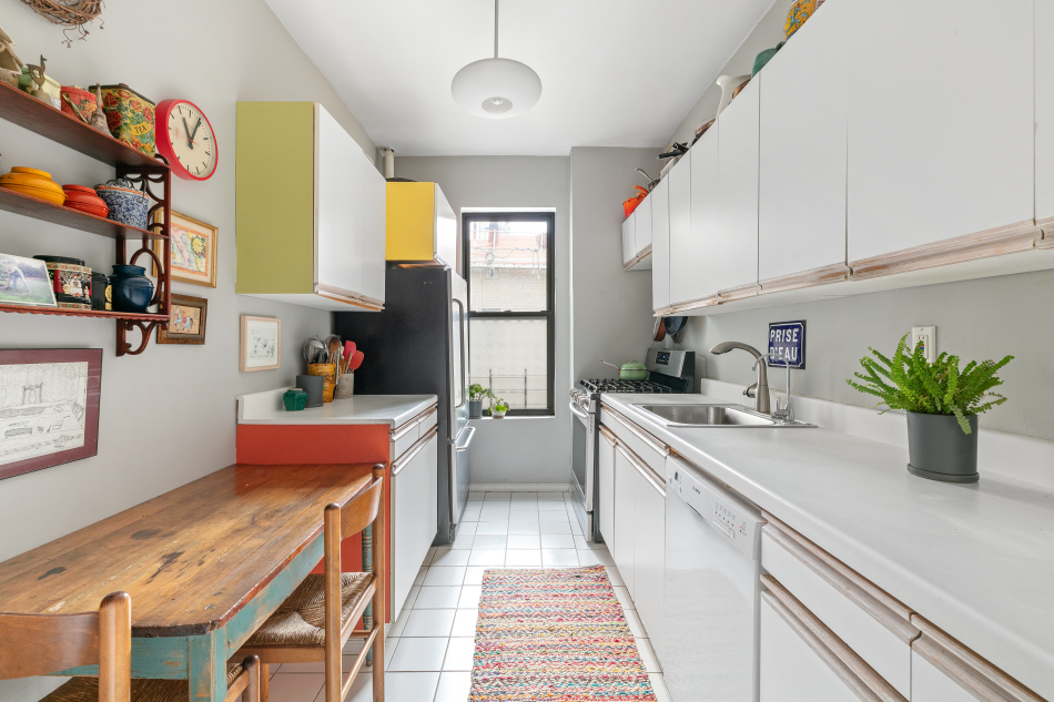 125 Eastern Parkway, Unit 6F Brooklyn, NY 11238 - Photo 5 of 12