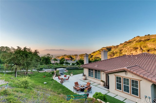 1740 Oakridge Drive Corona, CA 92882 - Photo 19 of 45