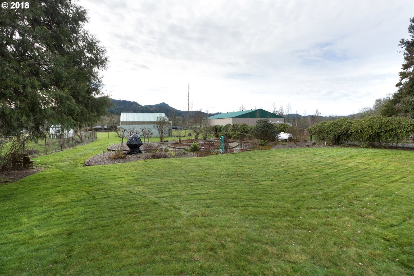 17573 North Bank Road Roseburg, OR 97470 - Photo 20 of 24 Gallery Image 20