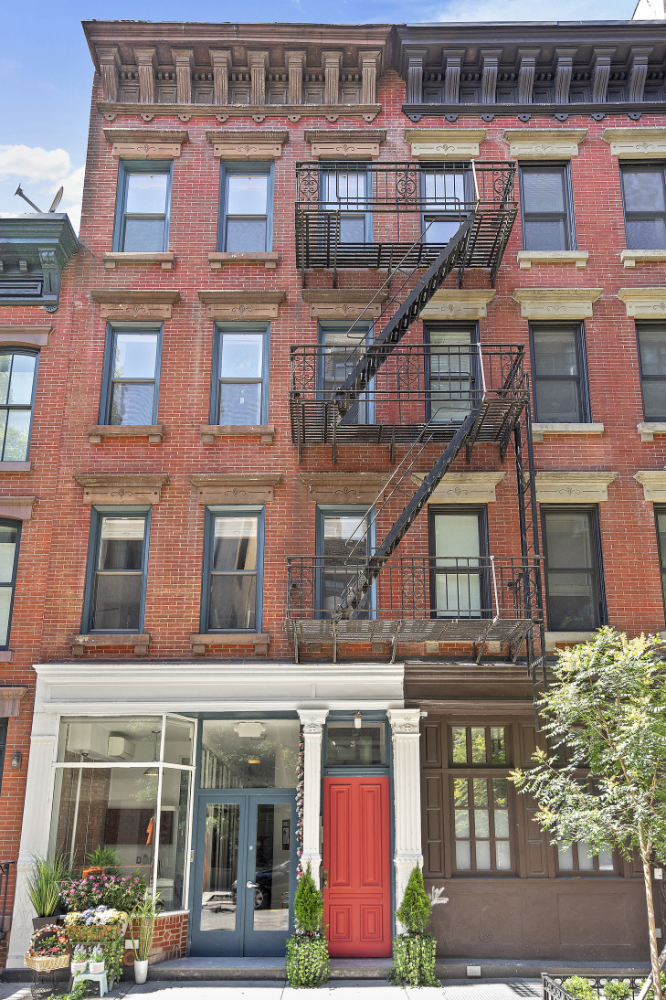 21 Downing Street, Manhattan, NY 10014 Compass