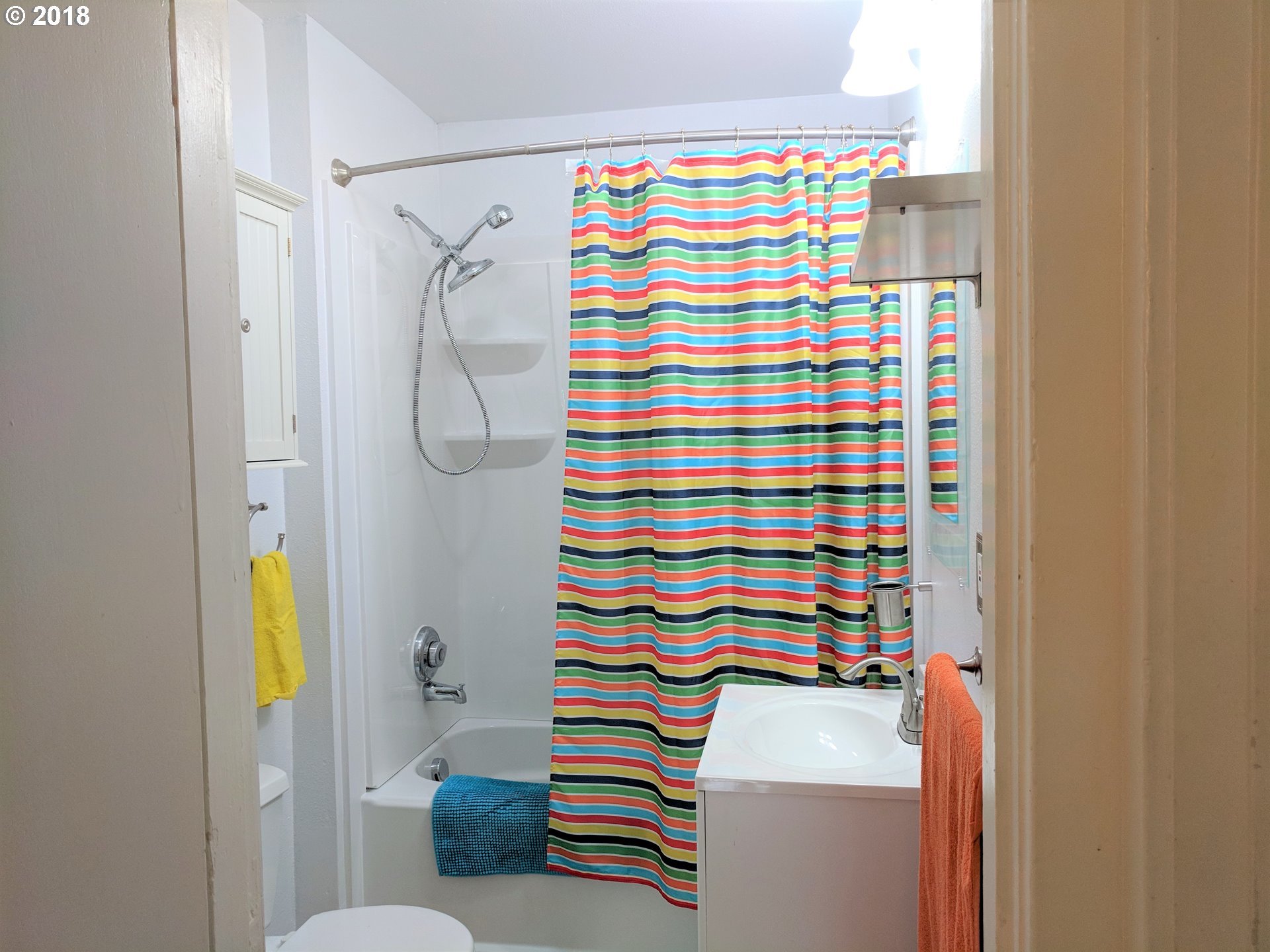 9920 Southeast Reedway Street Portland, OR 97266 - Photo 26 of 26 Gallery Image 26