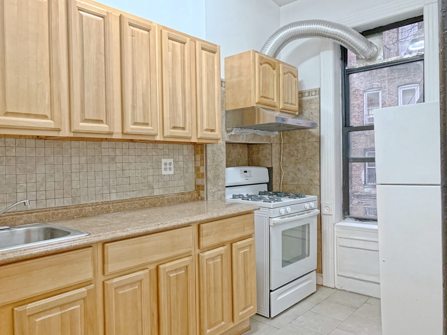 235 East 115th Street, Unit 2 Manhattan, NY 10029 - Photo 1 of 5