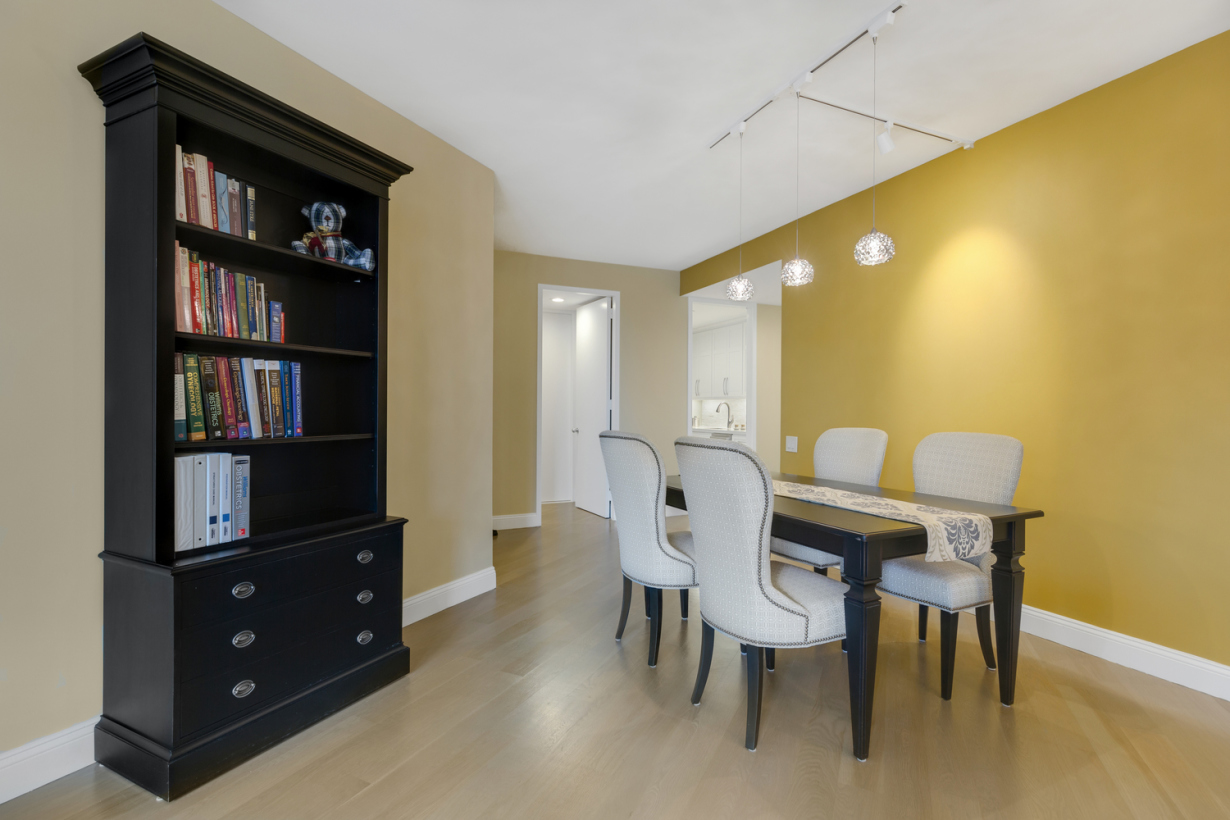 146 West 57th Street, Unit 37B Manhattan, NY 10019 - Photo 2 of 6