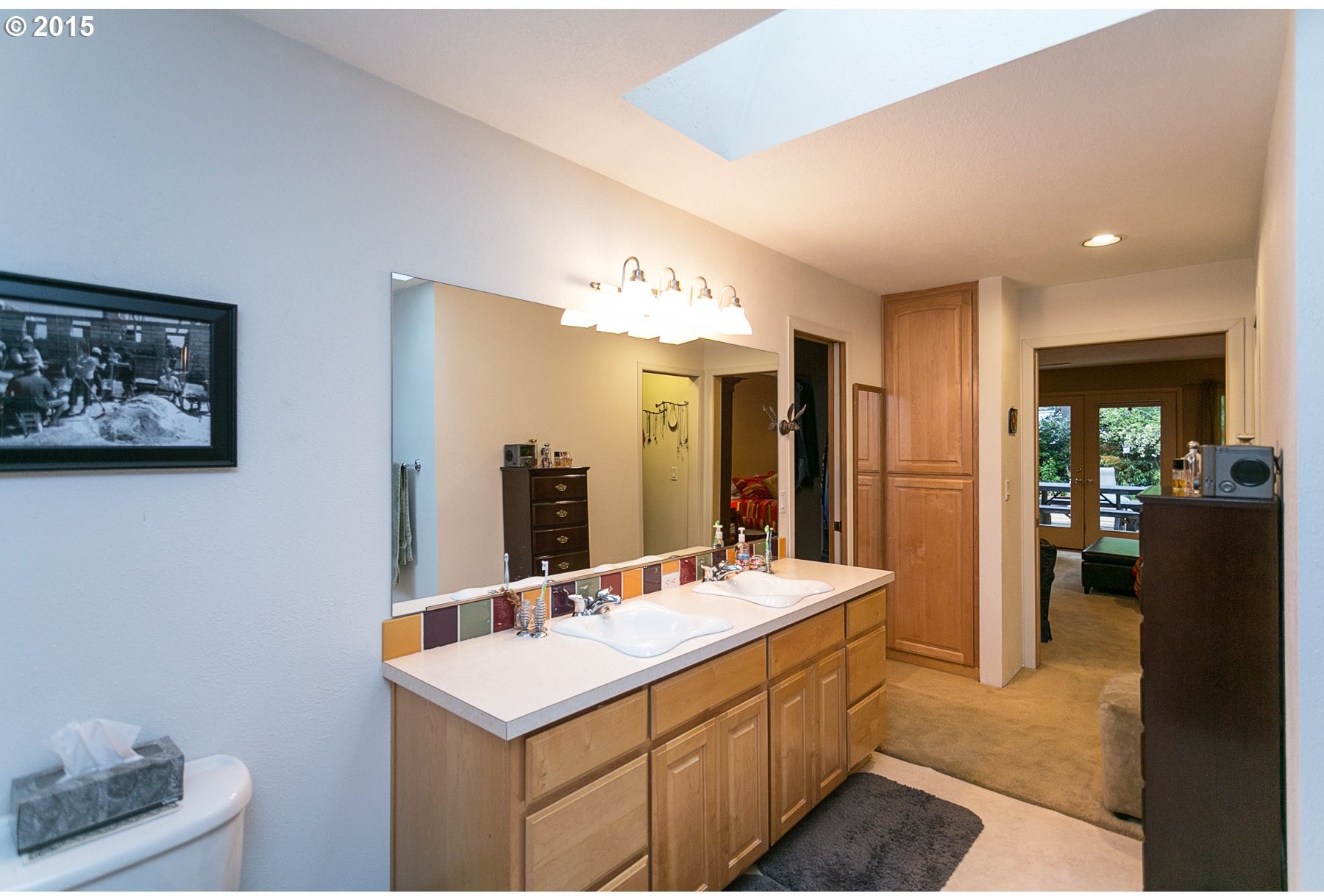 14135 Southwest Hargis Road Beaverton, OR 97008 - Photo 12 of 32 Gallery Image 12