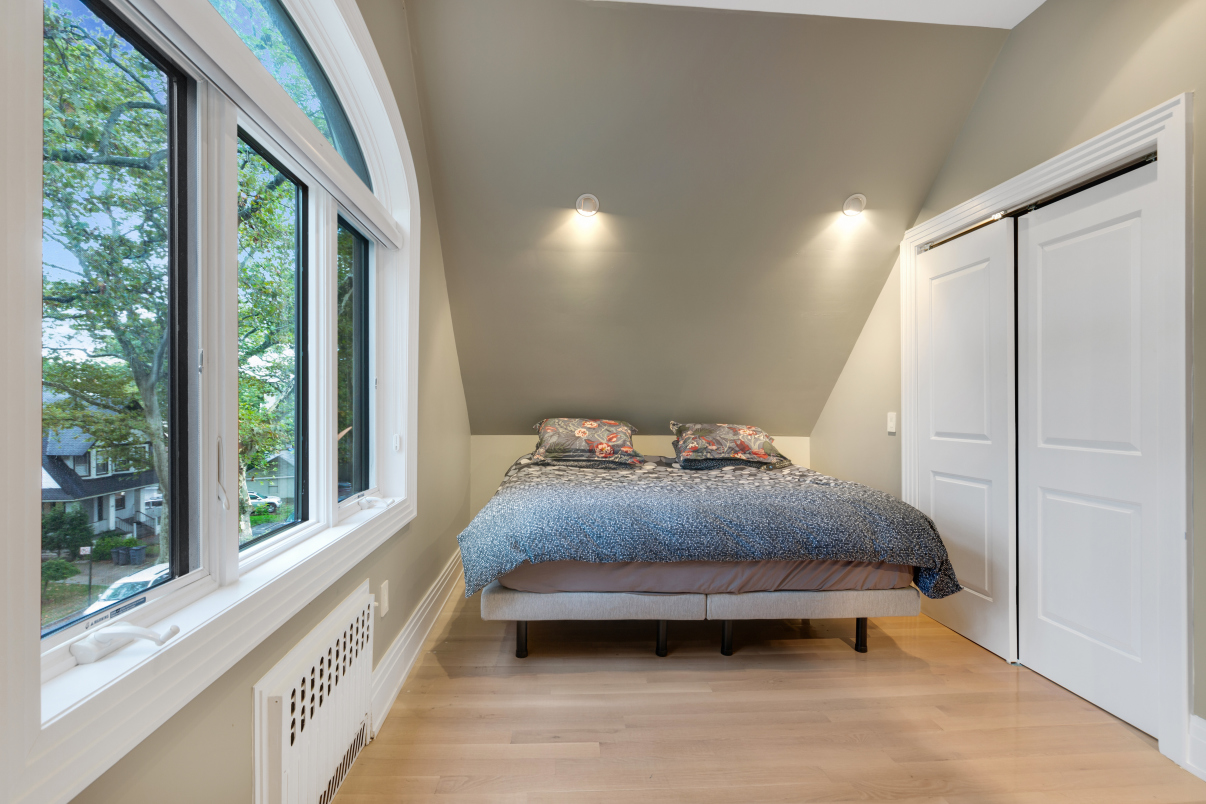 492 Stratford Road Brooklyn, NY 11218 - Photo 16 of 19