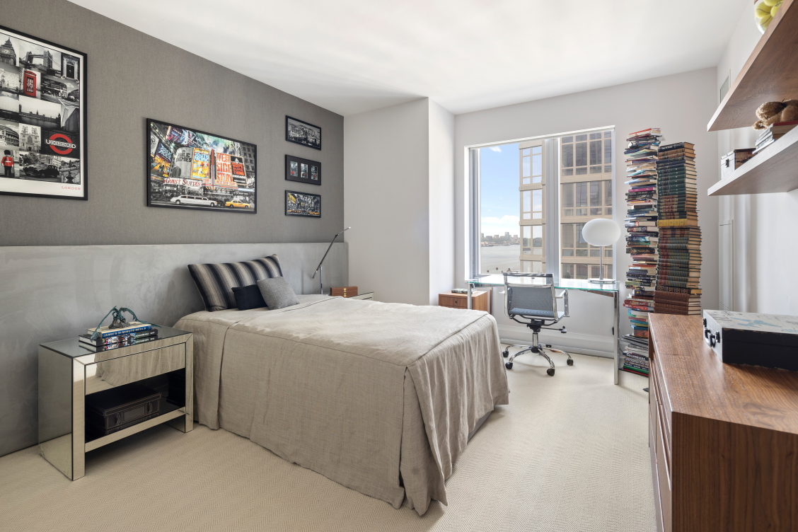 50 Riverside Boulevard, Unit 18B Manhattan, NY 10069 - Photo 12 of 35