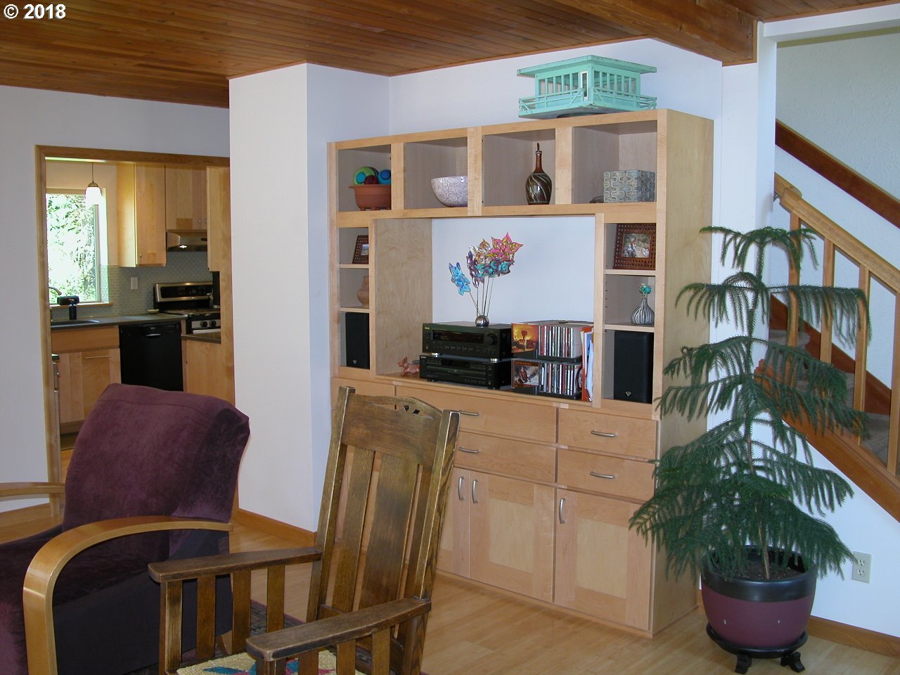 1549 Markham Road Hood River, OR 97031 - Photo 18 of 27 Gallery Image 18