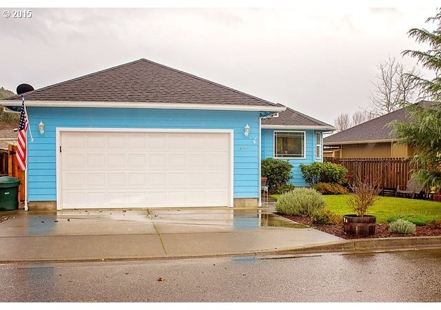 240 Village Drive Winchester, OR 97495 - Photo 14 of 19