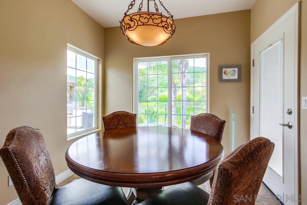 11623 Creek Road Poway, CA 92064 - Photo 12 of 25 Gallery Image 12