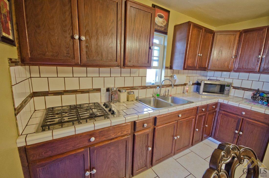 806 Decatur Street Bakersfield, CA 93308 - Photo 15 of 26 Gallery Image 15