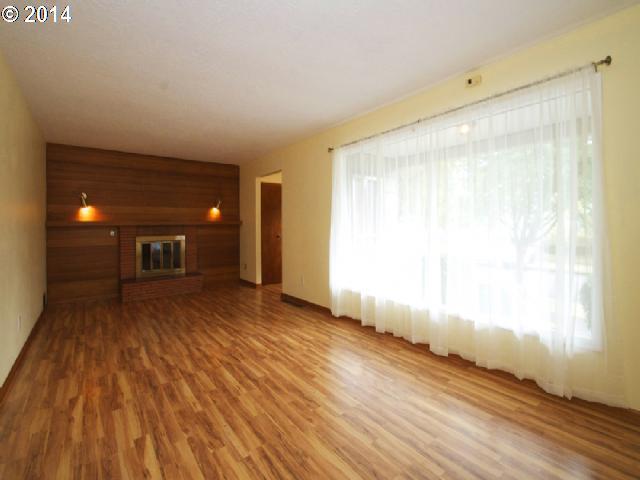 3207 Northeast Rosa Parks Way Portland, OR 97211 - Photo 12 of 12 Gallery Image 12