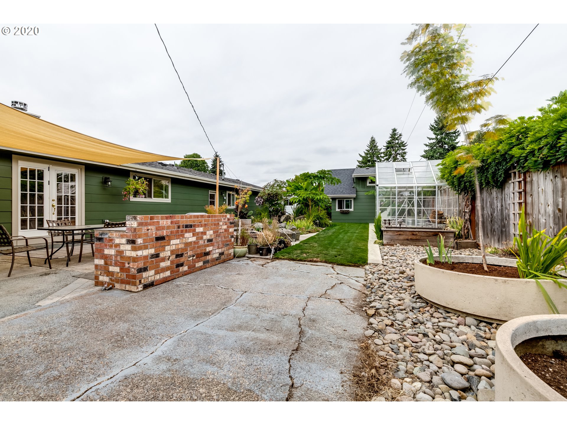 1920 Lomond Avenue Springfield, OR 97477 - Photo 25 of 32