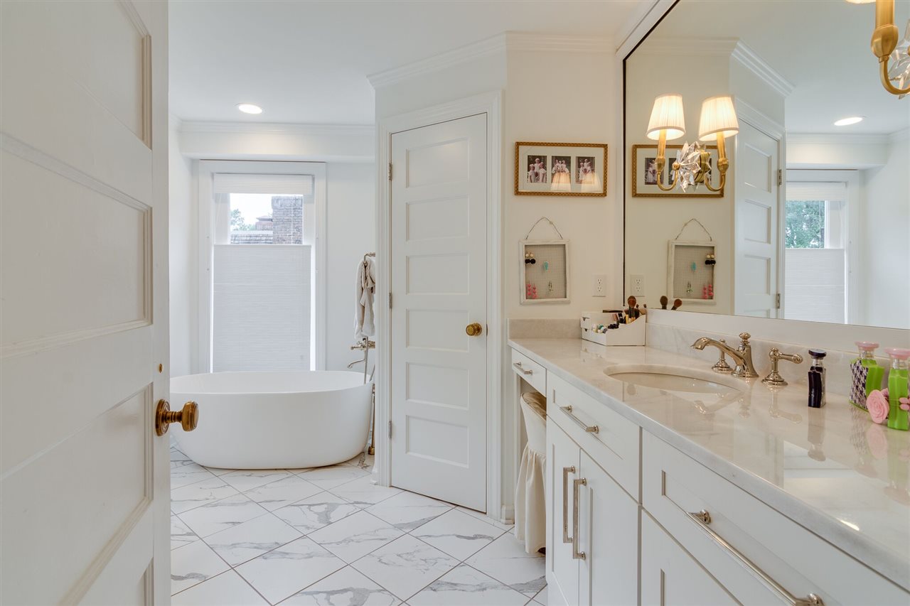 61 Cherokee Drive Memphis, TN 38111 - Photo 22 of 25