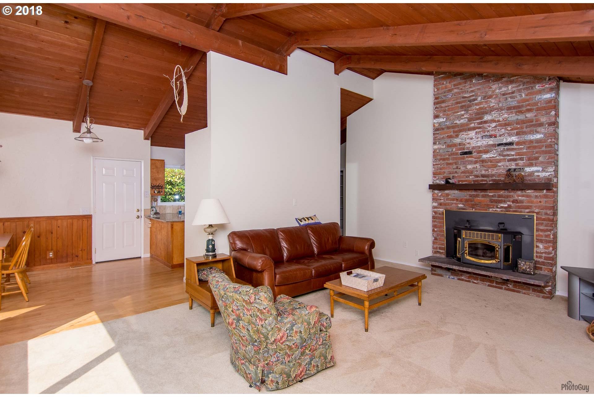 24760 West Demming Road Elmira, OR 97437 - Photo 10 of 32 Gallery Image 10