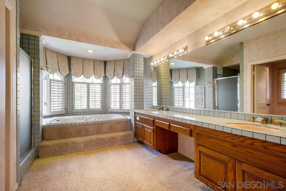 9 Buccaneer Way Coronado, CA 92118 - Photo 19 of 25