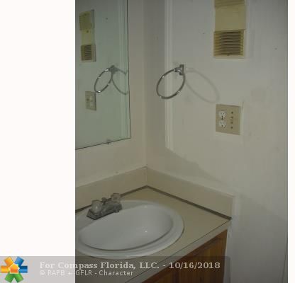 2771 Riverside Drive, Unit 113A Coral Springs, FL 33065 - Photo 4 of 5