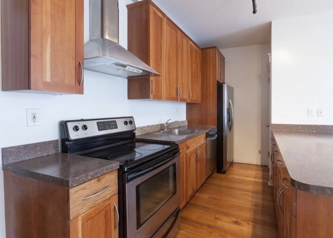 68 Richardson Street, Unit 302 Brooklyn, NY 11211 - Photo 2 of 8