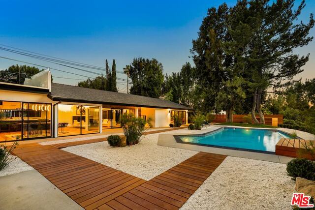 2501 Roscomare Road Los Angeles, CA 90077 - Photo 6 of 43