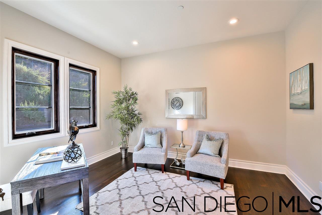 5734 Desert View Drive La Jolla, CA 92037 - Photo 12 of 25