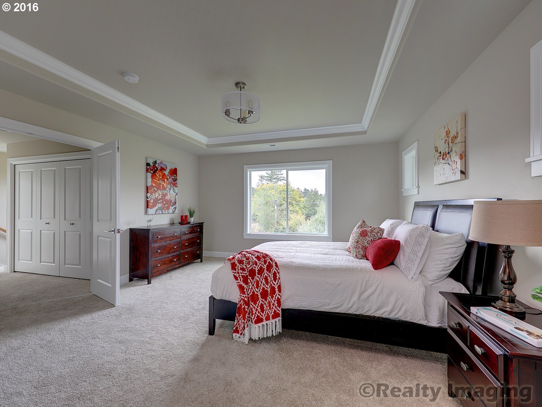 5155 Southwest Maplewood Road Portland, OR 97219 - Photo 10 of 24 Gallery Image 10
