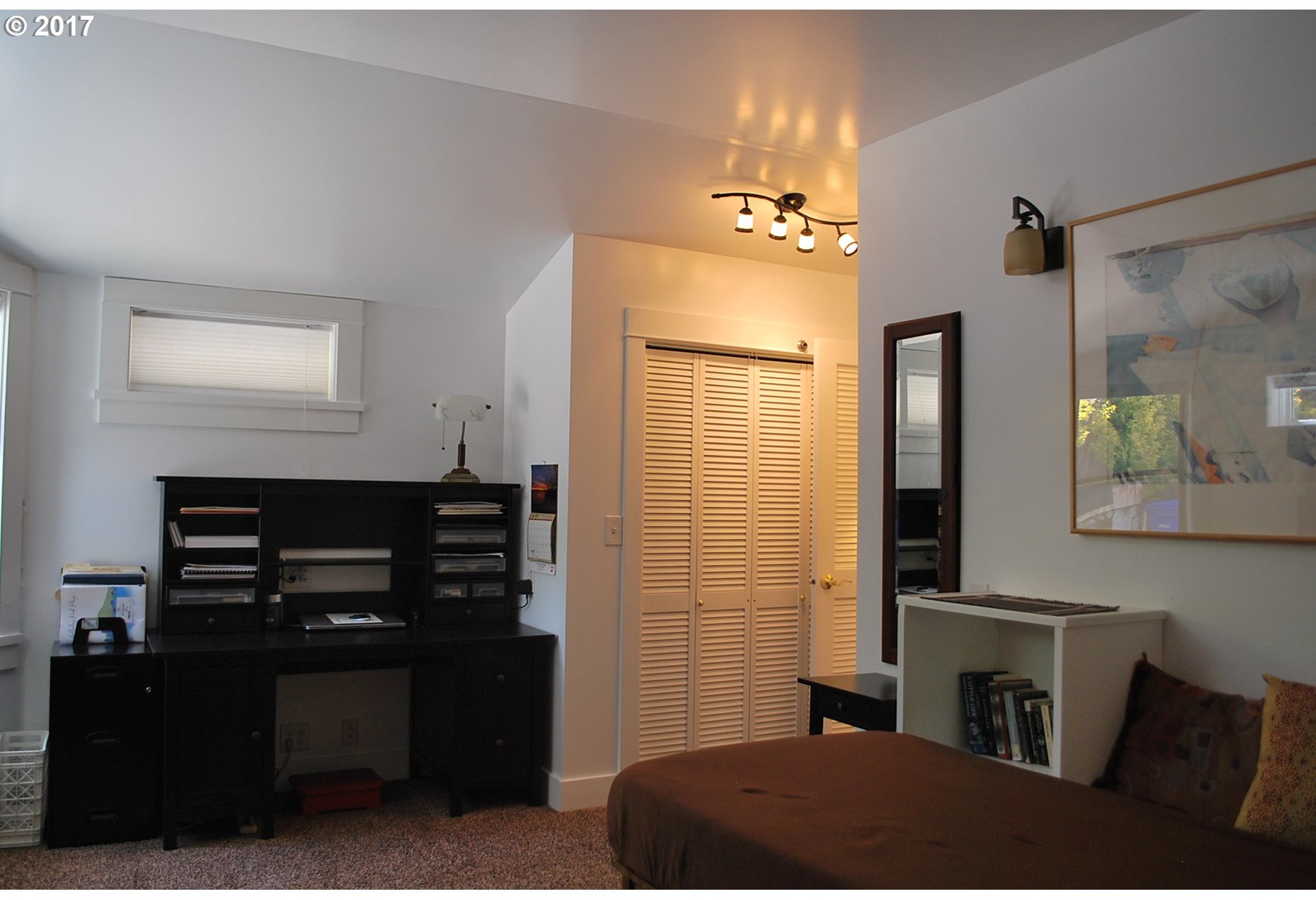 3530 Southwest Falcon Street Portland, OR 97219 - Photo 18 of 32 Gallery Image 18