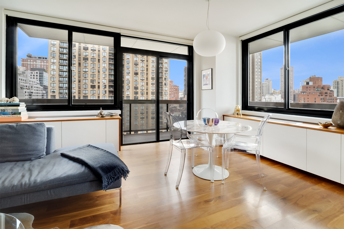 515 East 72nd Street, Unit 12L Manhattan, NY 10021 - Photo 2 of 12