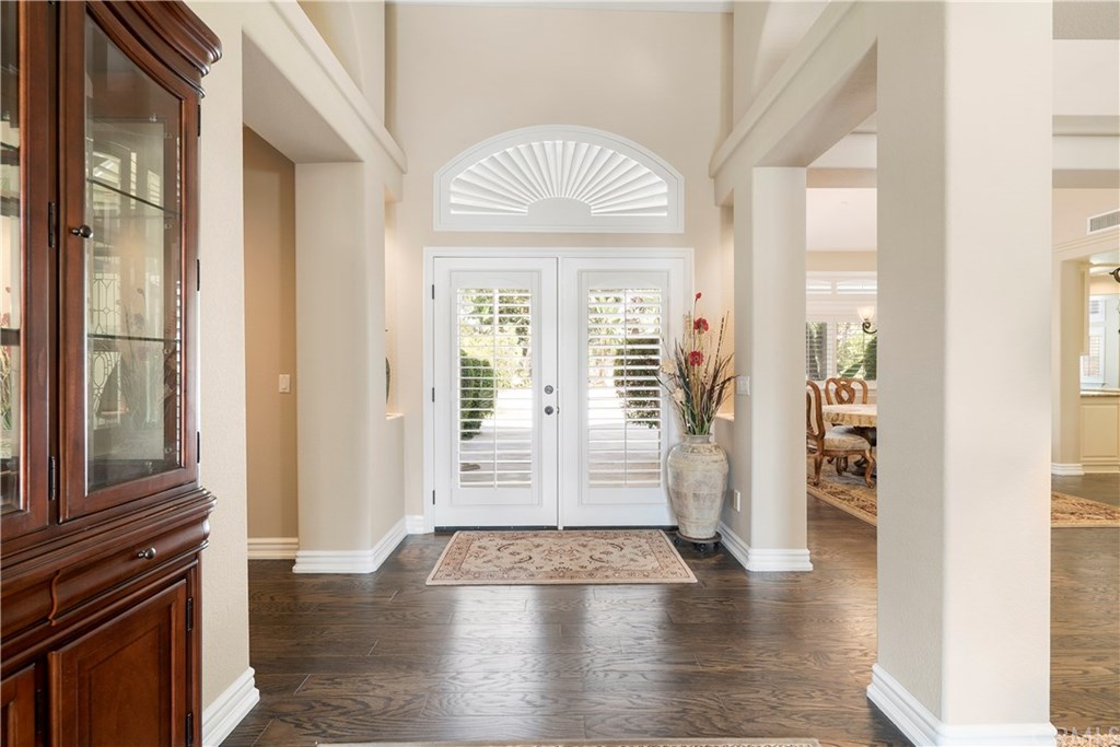 7116 Hawarden Drive Riverside, CA 92506 - Photo 7 of 49