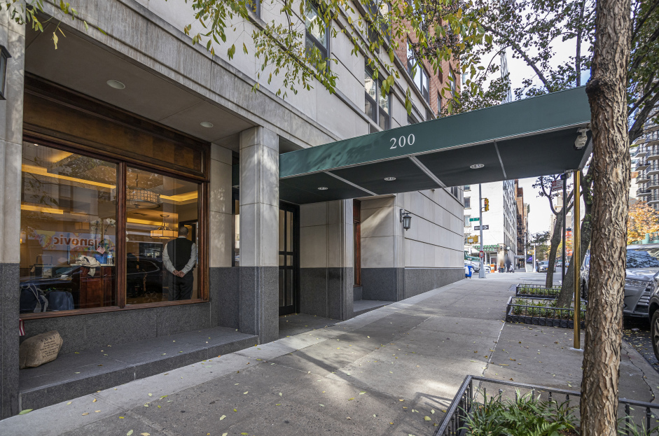 200 E 84th St, Manhattan, NY 10028 - Photo 3 of 3