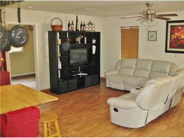 30427 Lilac Road Valley Center, CA 92082 - Photo 4 of 7