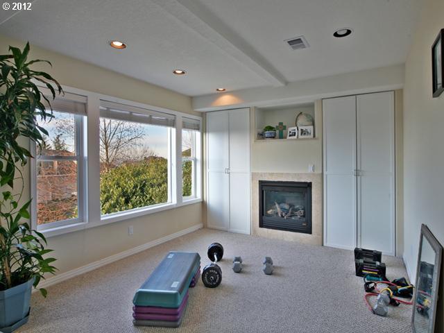 8505 Northwest Timber Ridge Court Portland, OR 97229 - Photo 14 of 16 Gallery Image 14