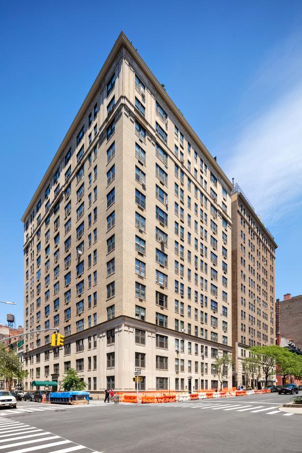 Third Commonwealth Corporation 1160 Park Ave, Manhattan, NY 10128 - Photo 1 of 5