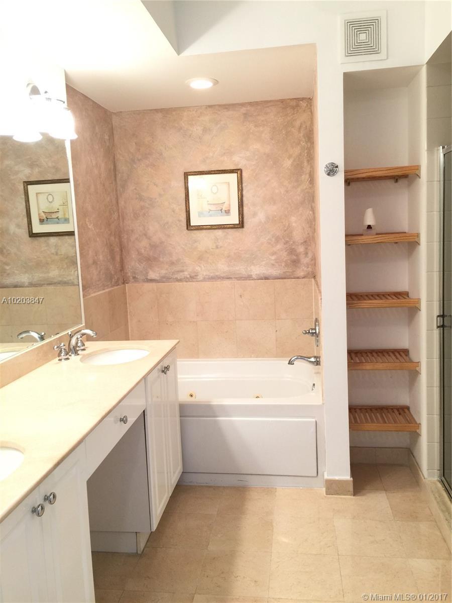 7640 Southwest 102nd Street, Unit 308 Pinecrest, FL 33156 - Photo 14 of 25