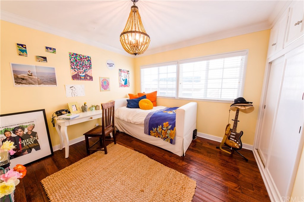 528 24th Street Manhattan Beach, CA 90266 - Photo 14 of 32